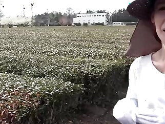 creampie milf I Picked-Up An Erotic Looking Old Lady Who Works Hard On The Field To Keep Up With That Body. -5 erotic